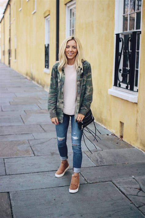 high top sneakers outfit ideas.